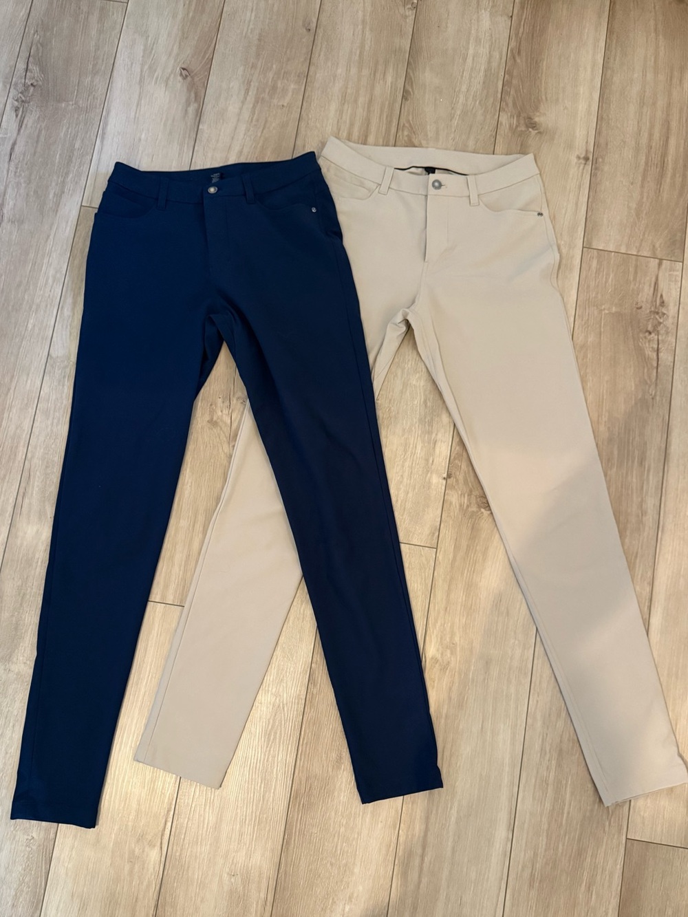 Men’s LuLu ABC slim fit. 29 waist, 37 inch inseam
